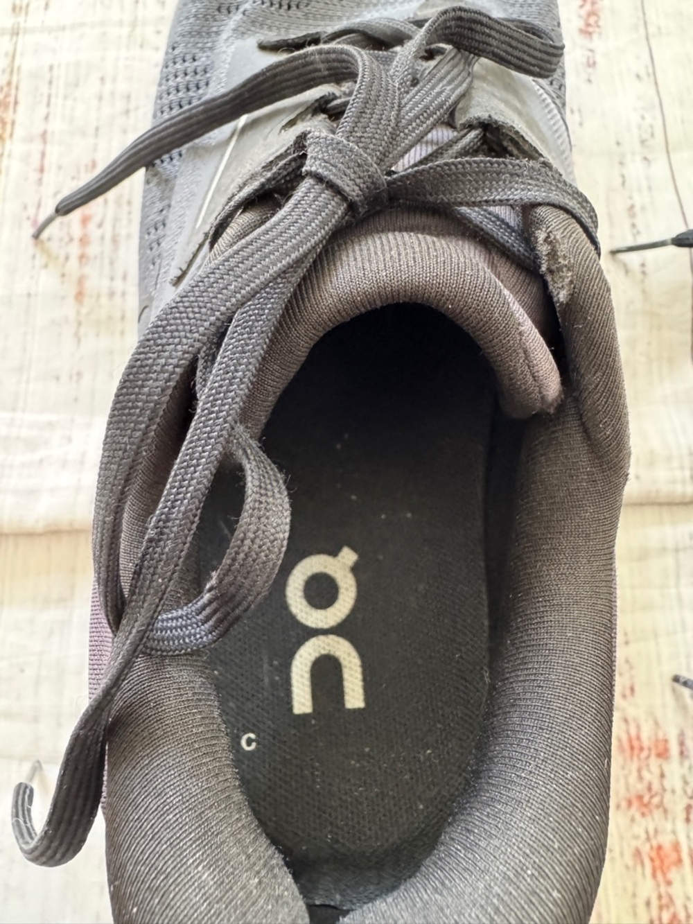 On Cloudstratus Sneakers Gray Black Women’s 7 Running Shoes - Picture 9 of 10